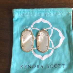 Kendra Scott Ivory Pearl Danielle’s